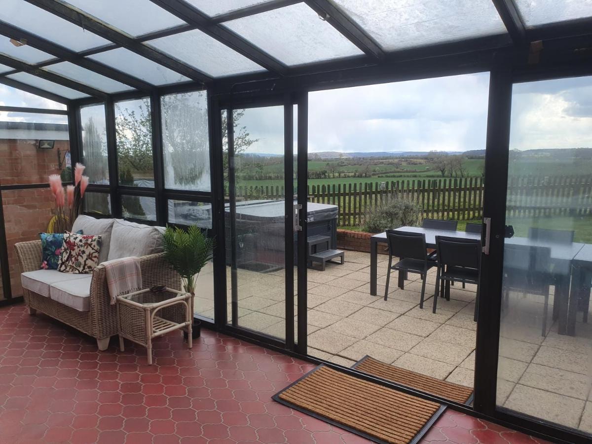 South View Country House Sleeps 12 - Hot Tub - Views Henley-in-Arden Zewnętrze zdjęcie