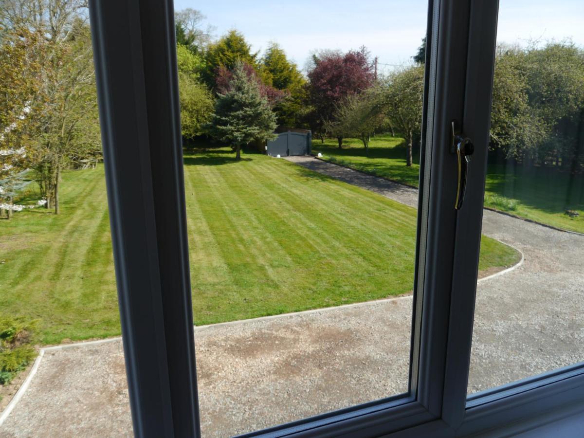 South View Country House Sleeps 12 - Hot Tub - Views Henley-in-Arden Zewnętrze zdjęcie